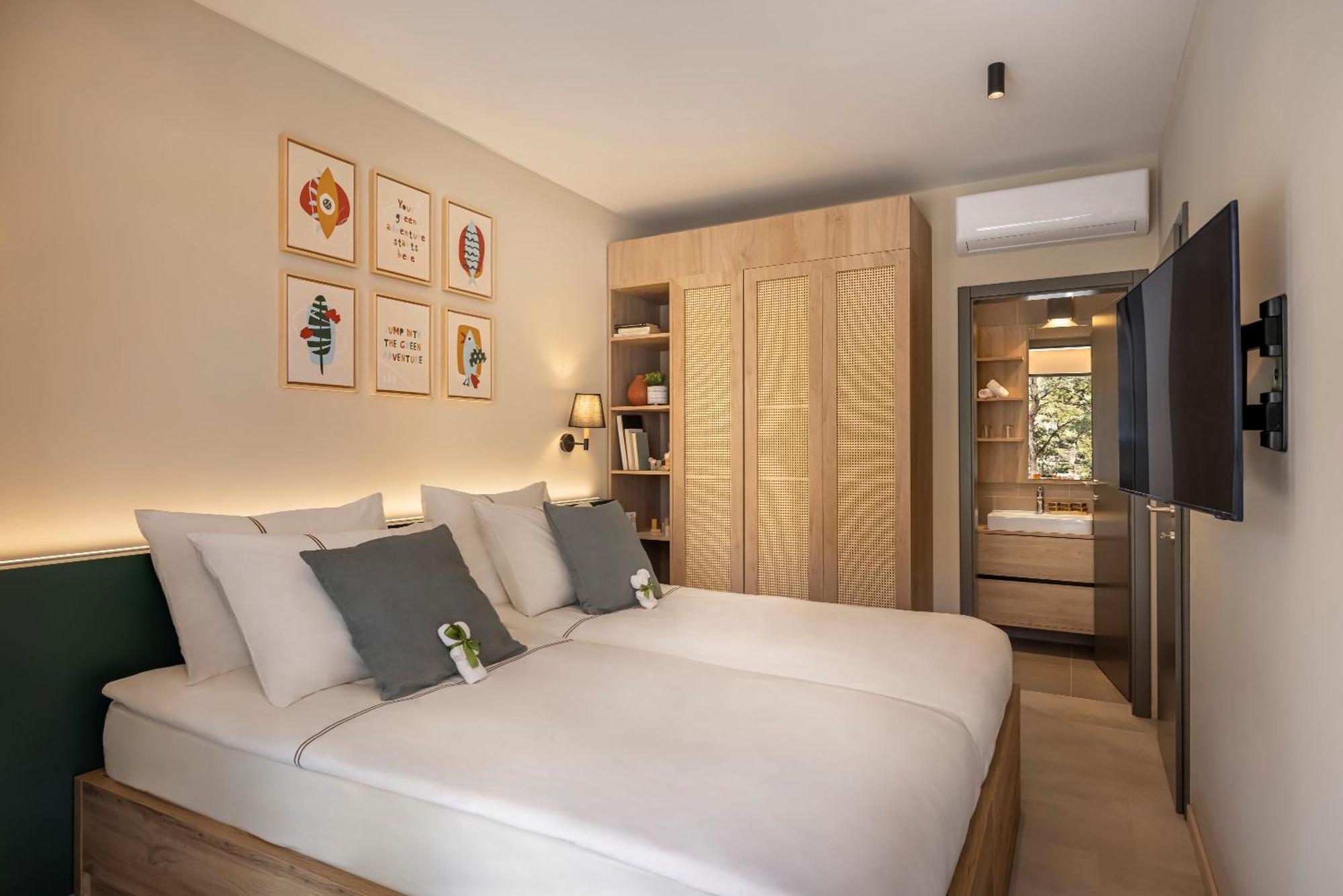 Valamar Amicor Resort Stari Grad  Δωμάτιο φωτογραφία